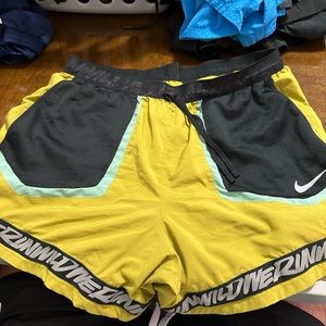 Nike wild run shorts 5 inch